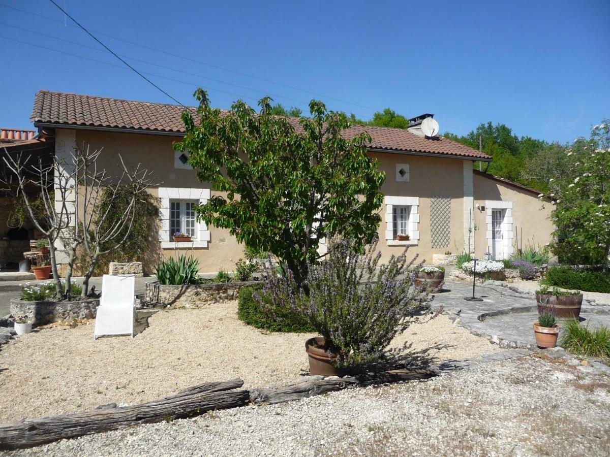 Les Tuileries Bed & Breakfast Ponteyraud Екстериор снимка